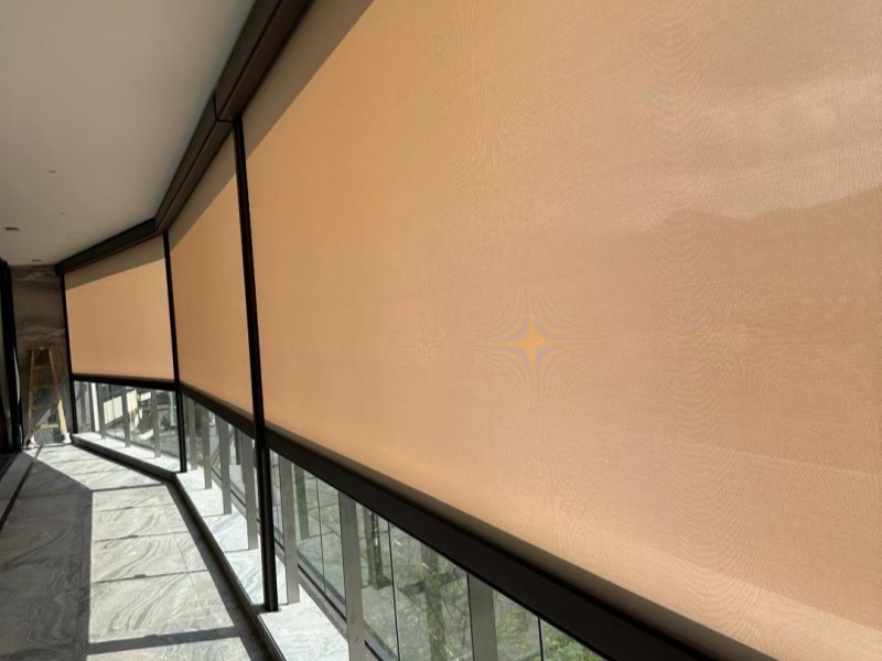 Outdoor roller blinds